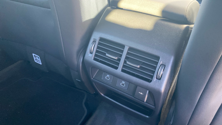 Land Rover Discovery Sport 2.0 D200 Dynamic SE 5dr Auto [5 Seat] Diesel Station Wagon